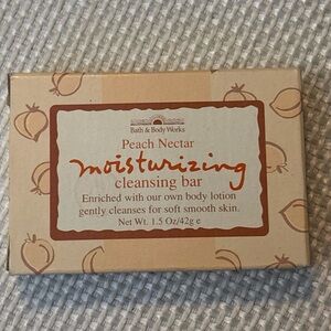 Bath & Body Works Peach Nectar Moisturizing Cleansing Bar New In Box 1.5 Oz.